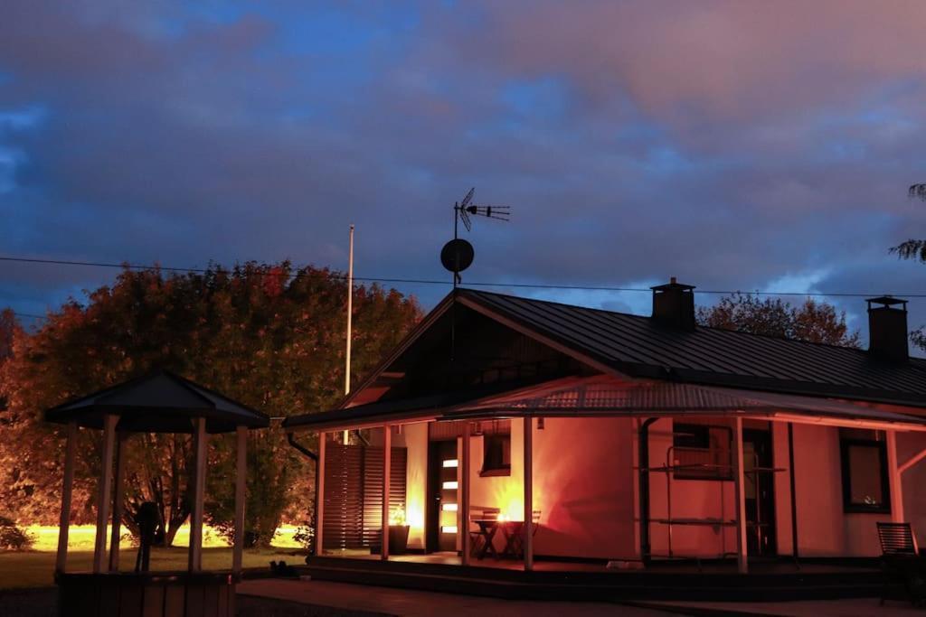 Cosy, Homely House With A Large Courtyard Saarenkylä 外观 照片
