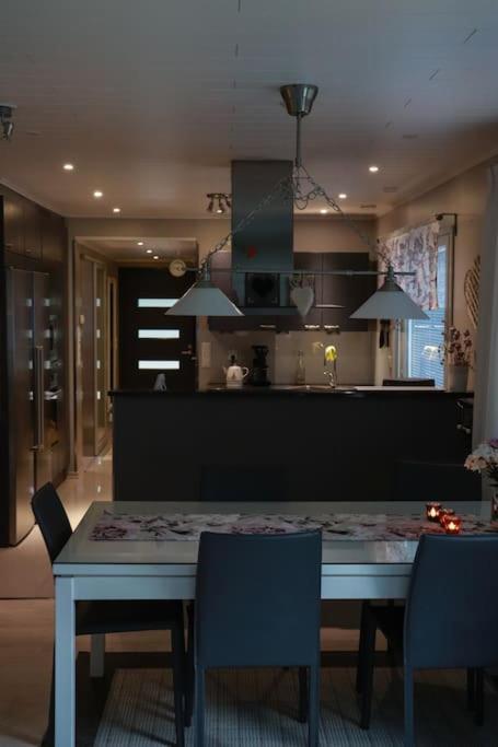 Cosy, Homely House With A Large Courtyard Saarenkylä 外观 照片